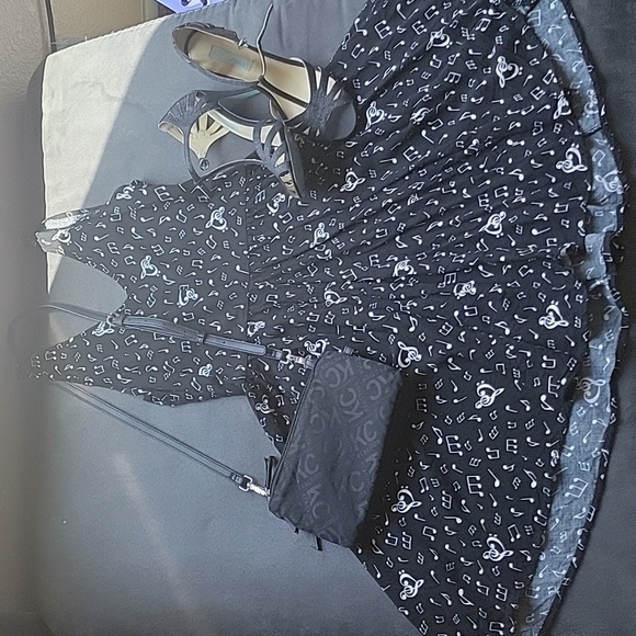 Hot Topic Dress - Picture 1 of 8